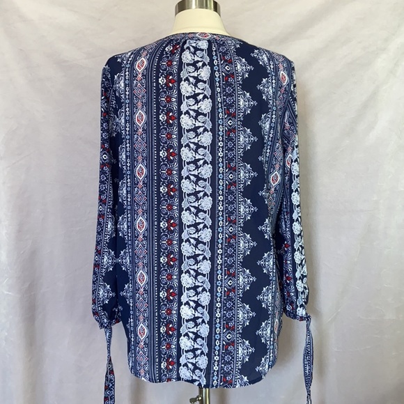 👚Liz Claiborne Floral Print 3/4 Sleeve Blouse - Picture 2 of 6